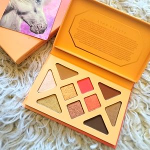 ĀTHR BEAUTY Desert Sunset Palette.